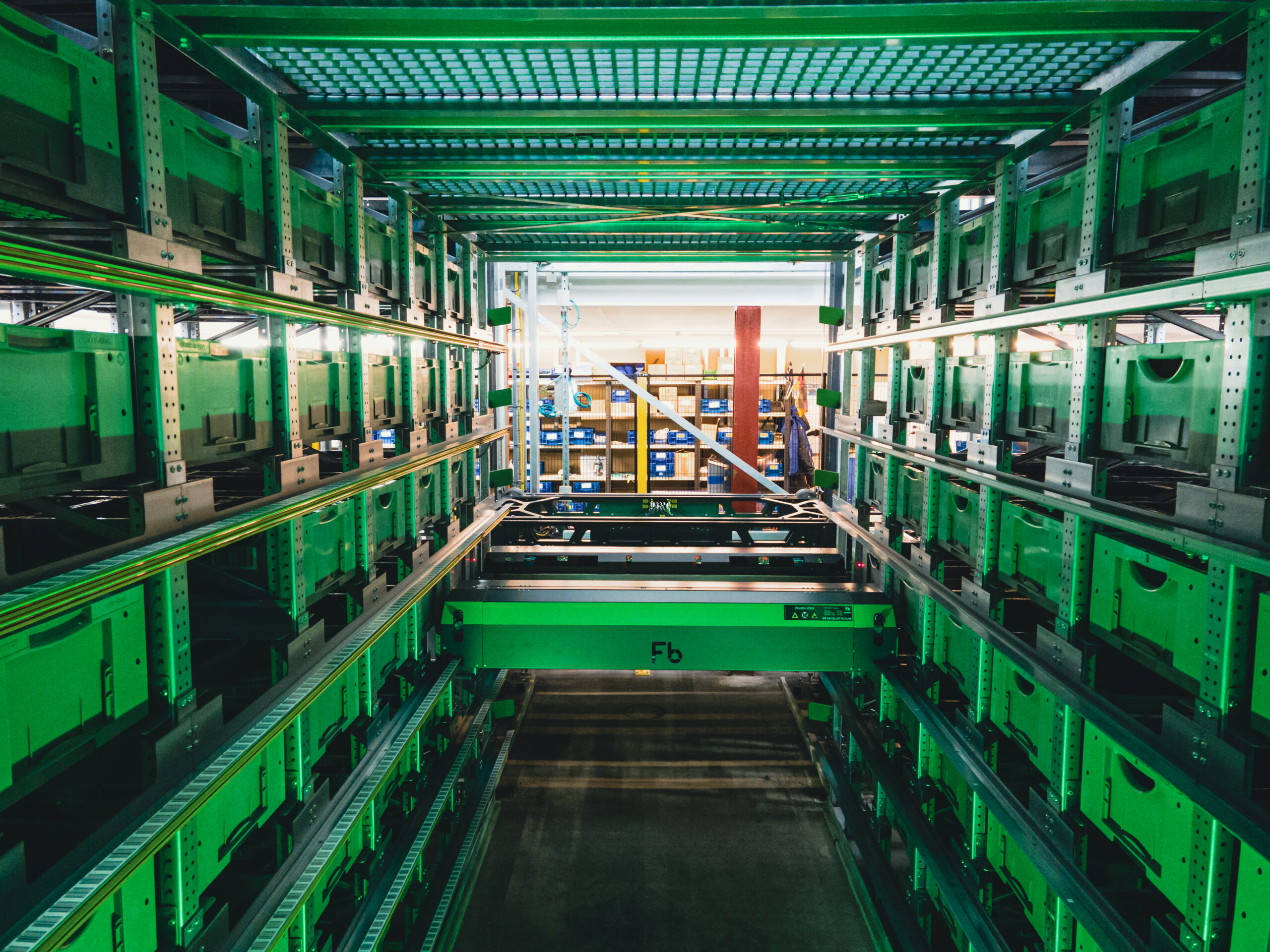 Automatisches Kleinteilelager bei Nagel Maschinen- und Werkzeugfabrik GmbH von Fb Industry Automation