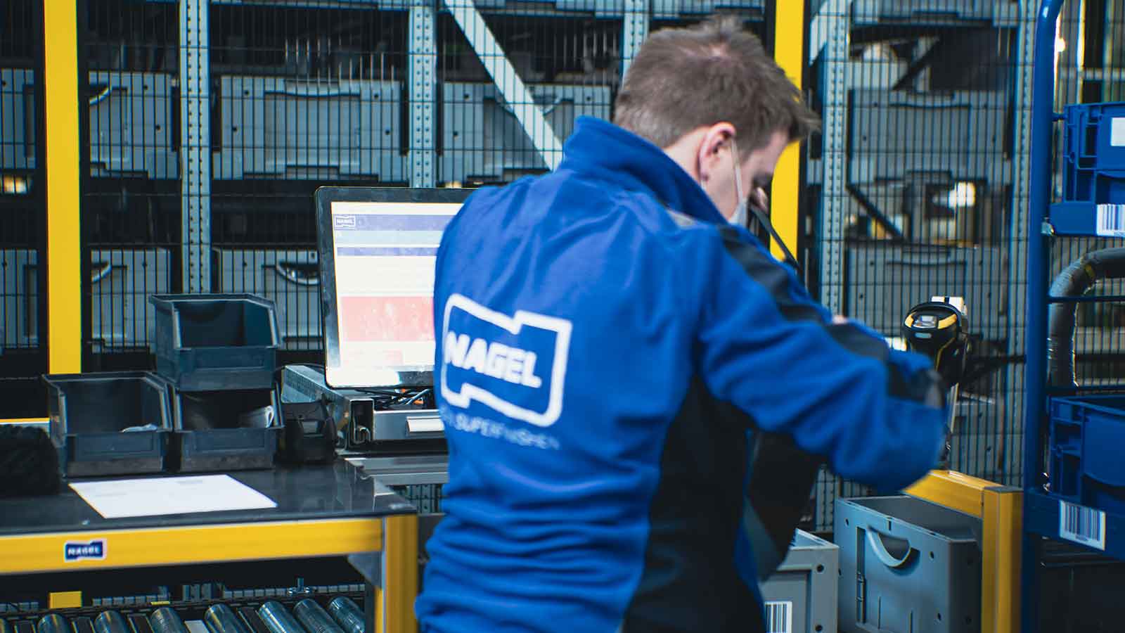 AKL kommissionieren bei Nagel Maschinen- und Werkzeugfabrik GmbH von Fb Industry Automation